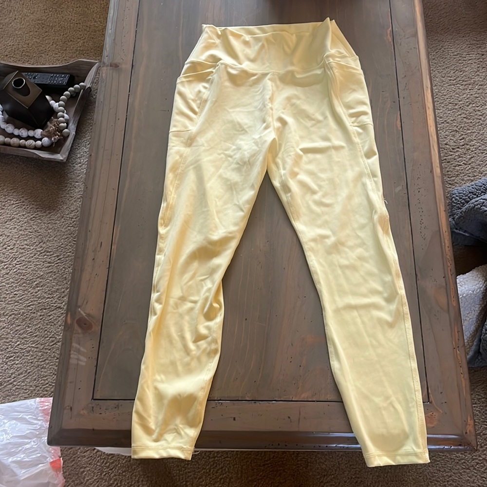 Yellow leggings
